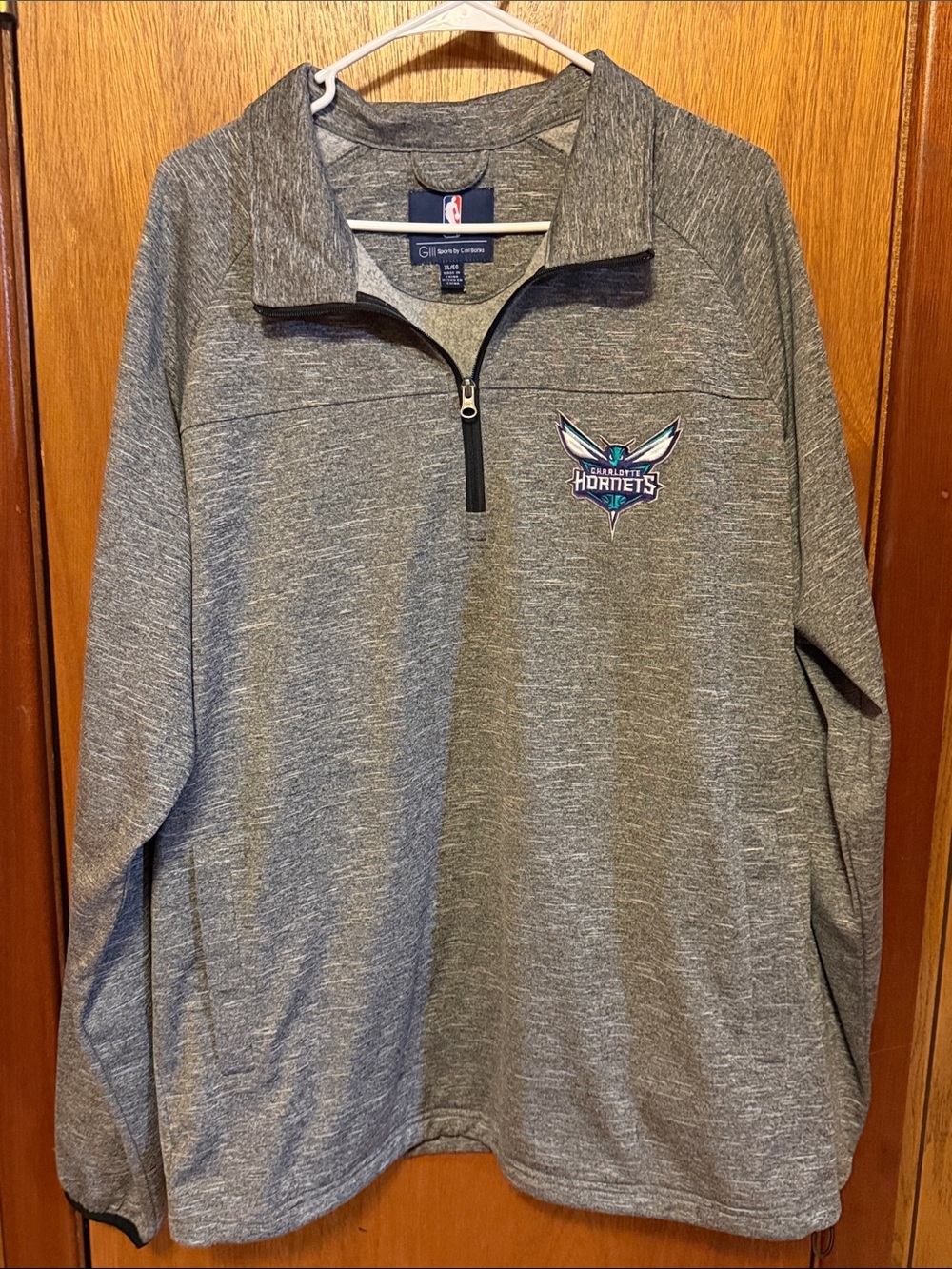 Charlotte Hornets pullover